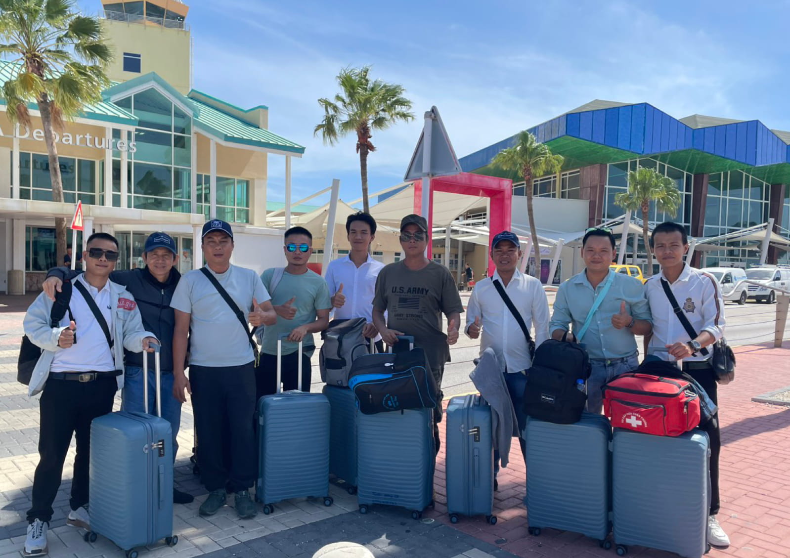 XIN CHÚC MỪNG ĐOÀN LAO ĐỘNG KỸ THUẬT V.F.R  ĐÃ HOÀN THÀNH XUẤT SẮC DỰ ÁN TẠI ARUBA!