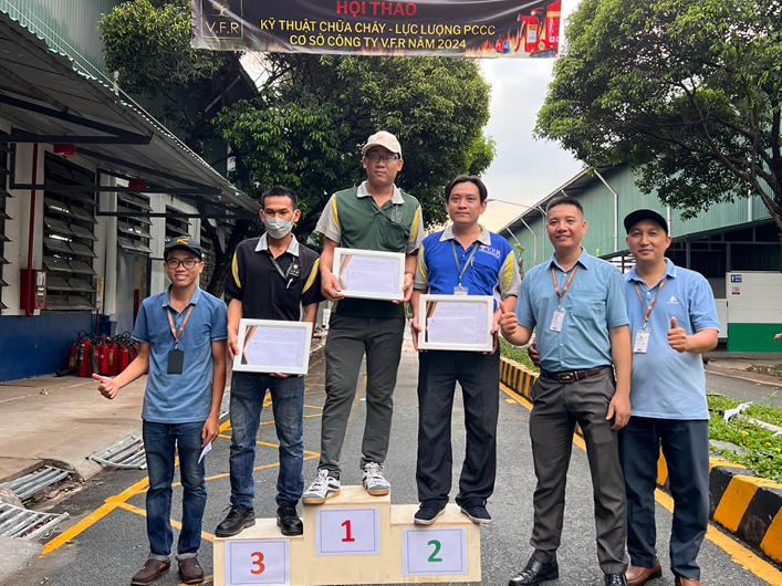 V.F.R TỔ CHỨC THÀNH CÔNG HỘI THAO PHÒNG CHÁY CHỮA CHÁY 2024 CHÀO MỪNG THÁNG HÀNH ĐỘNG VỀ AN TOÀN, VỆ SINH LAO ĐỘNG (21)