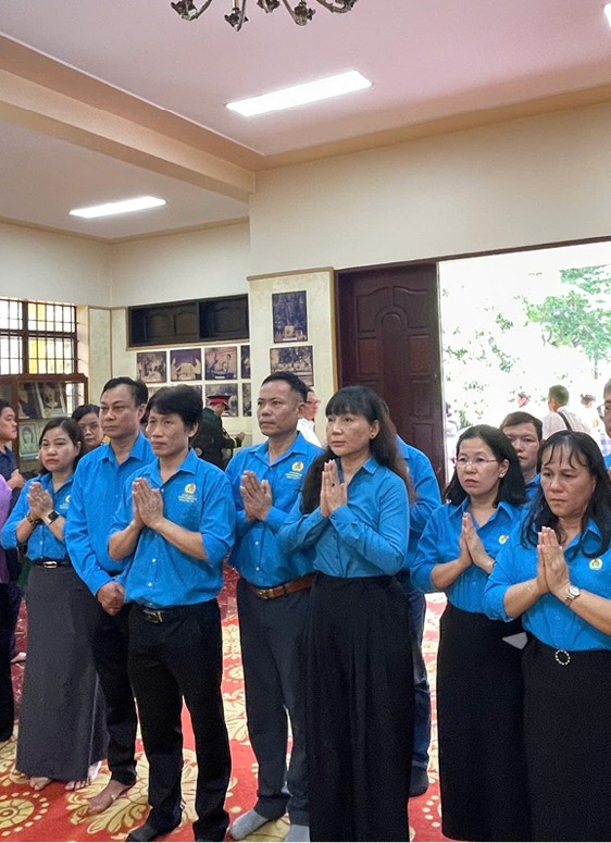 HÀNH TRÌNH VỀ NGUỒN – TRI ÂN VÀ GÌN GIỮ GIÁ TRỊ TRUYỀN THỐNG (9)