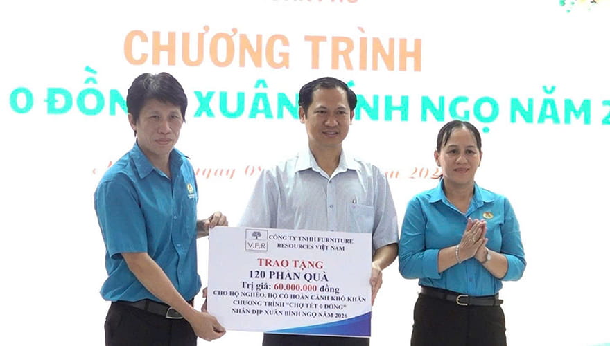 CÔNG ĐOÀN CƠ SỞ V.F.R TRAO 120 PHẦN QUÀ TẠI “CHỢ TẾT 0 ĐỒNG” PHƯỜNG AN PHÚ