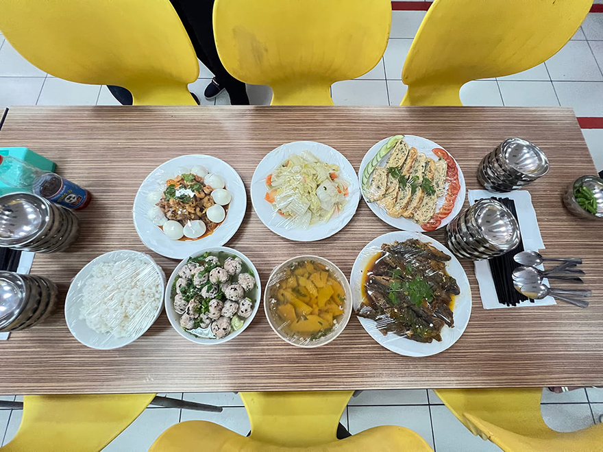 BỮA TRƯA THÂN MẬT CHÀO ĐÓN THÀNH VIÊN MỚI – GẮN KẾT ĐẠI GIA ĐÌNH V.F.R