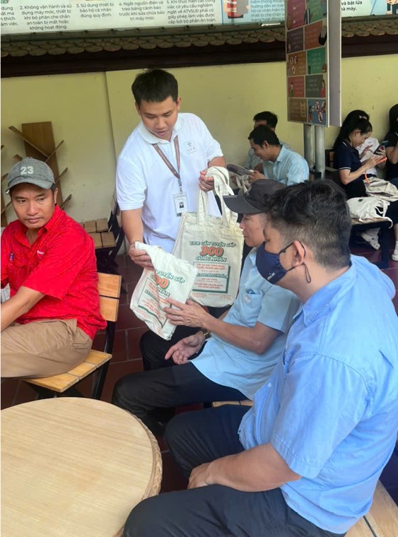 V.F.R CHÀO ĐÓN CÔNG NHÂN SCANCOM THAM QUAN VÀ TÌM HIỂU CƠ HỘI VIỆC LÀM (5)