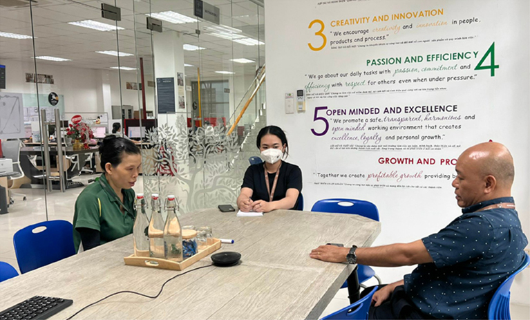 SỨC MẠNH CỦA LÒNG NHÂN ÁI: CÔNG ĐOÀN V.F.R QUYÊN GÓP GIÚP CON CÔNG NHÂN PHẪU THUẬT KHẨN CẤP (9)