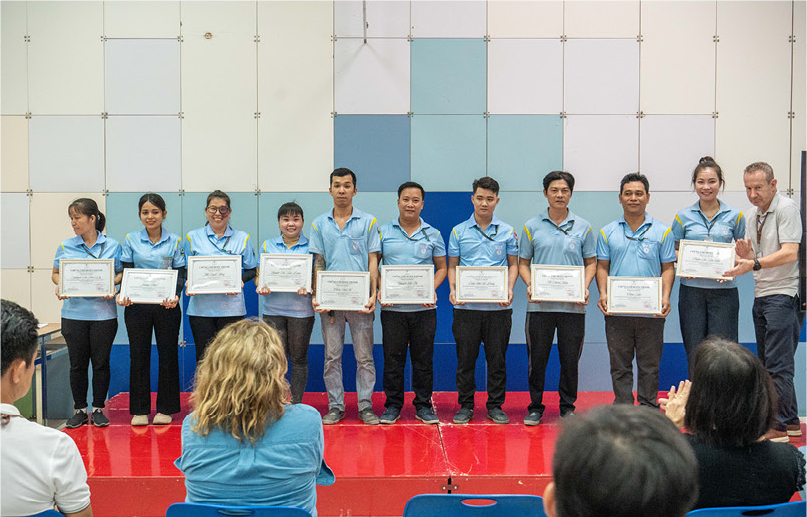 LỄ TRAO CHỨNG NHẬN - ĐÀO TẠO NÂNG BẬC TAY NGHỀ 2026 (19)