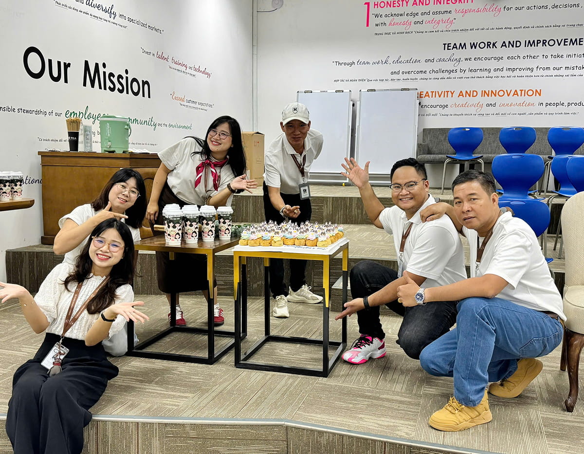 CHIA SẺ KIẾN THỨC, KIẾN TẠO TƯƠNG LAI (9)