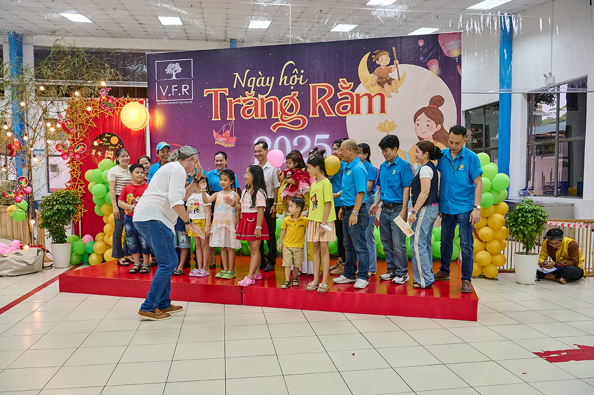 SỐNG MÃI NHỮNG KÝ ỨC “NGÀY HỘI TRĂNG RẰM V.F.R” (11)
