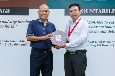 V.F.R ĐÓN TIẾP TRƯỜNG CAO ĐẲNG CÔNG NGHỆ CAO  ĐỒNG AN